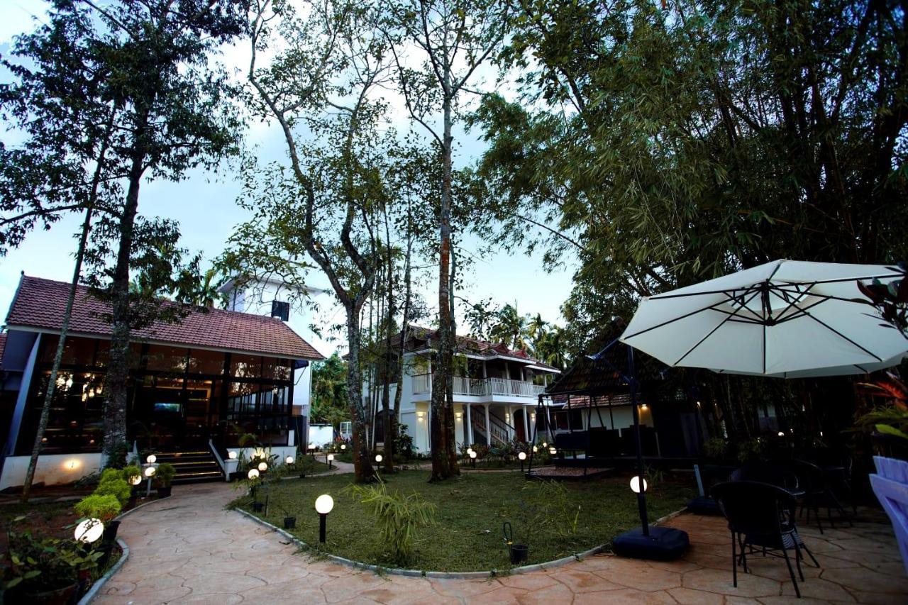 Bamboo Lagoon Backwater Front Resort Alappuzha Exteriér fotografie